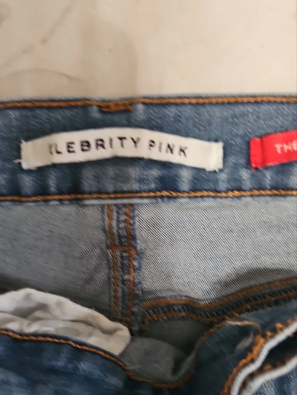 Celebrity Pink skinny women’s
